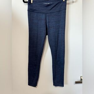 Outdoor Voices leggings- navy blue small